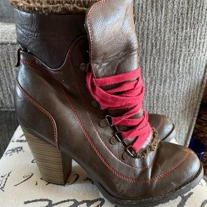 Women’s boots